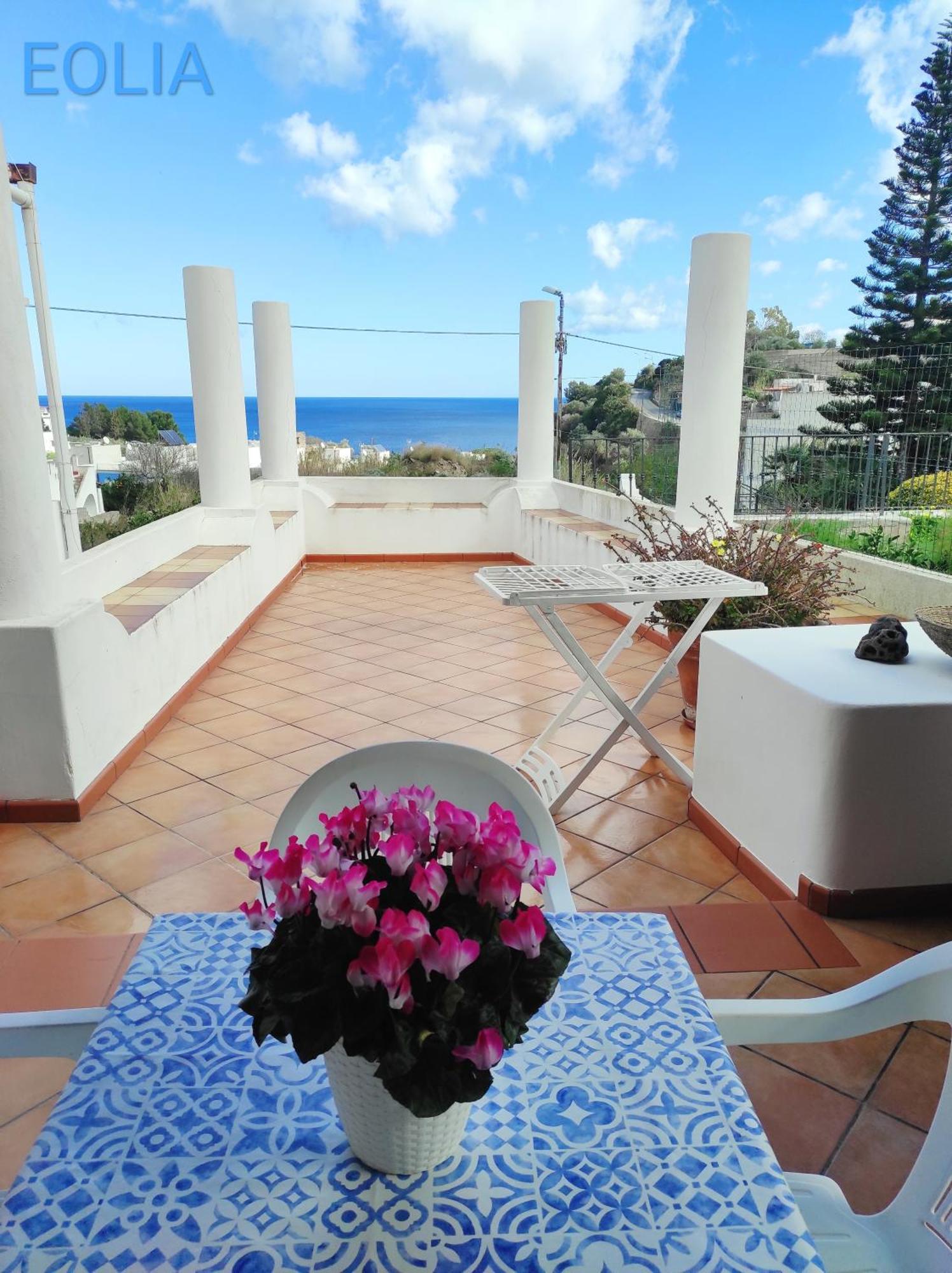 Holiday Home Mennulita Đảo Lipari Ngoại thất bức ảnh