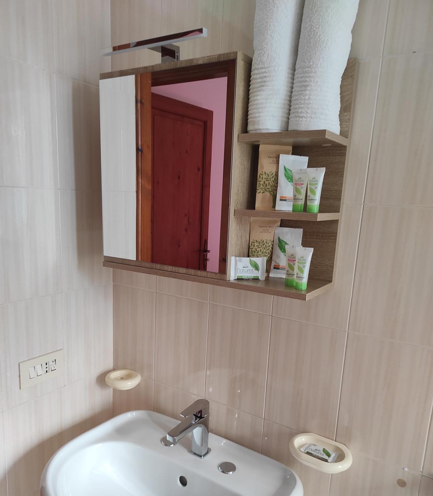 Holiday Home Mennulita Đảo Lipari Ngoại thất bức ảnh