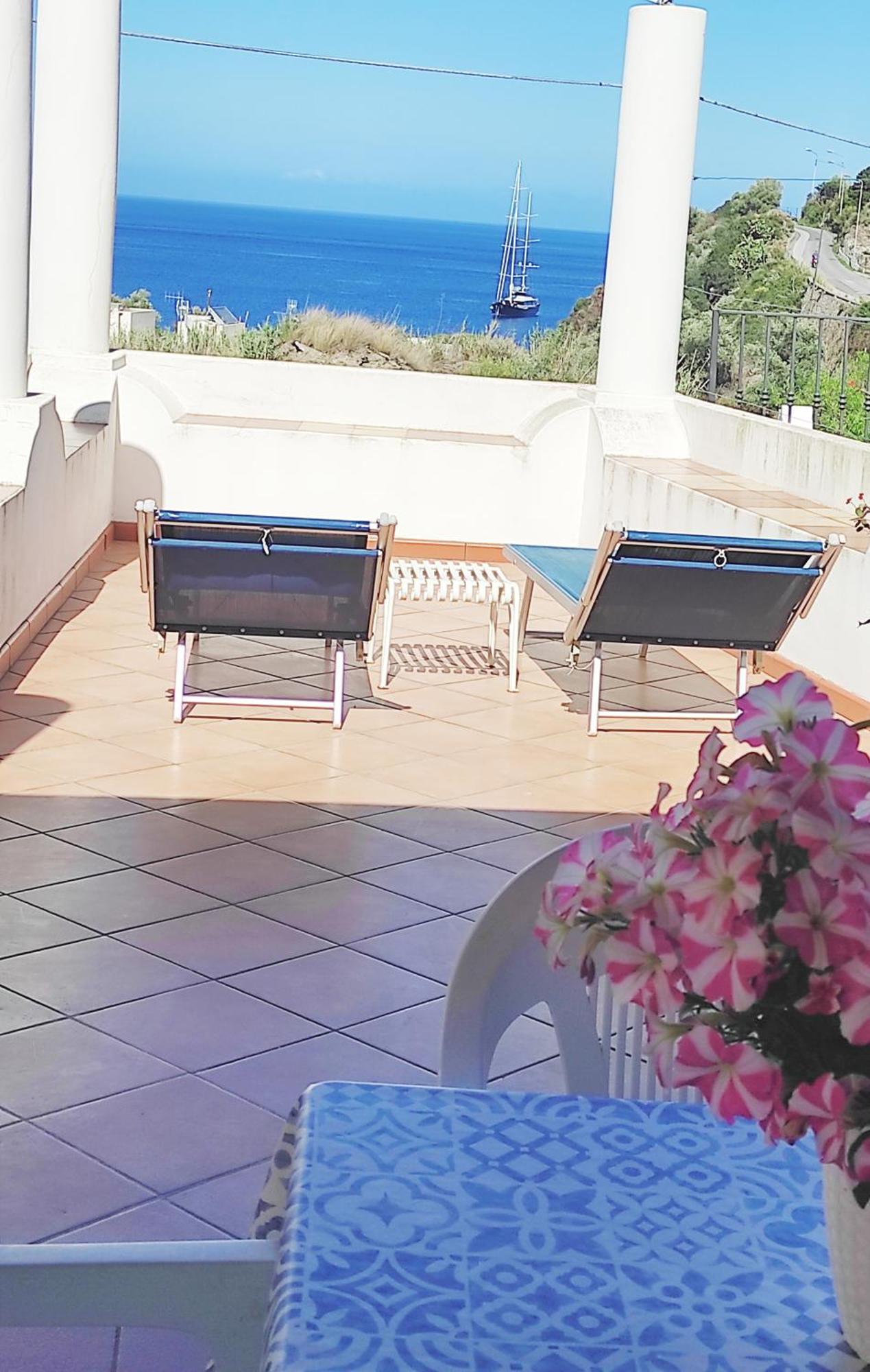 Holiday Home Mennulita Đảo Lipari Phòng bức ảnh