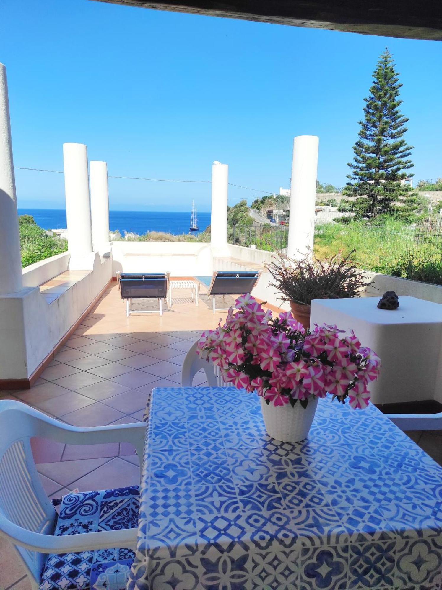 Holiday Home Mennulita Đảo Lipari Phòng bức ảnh