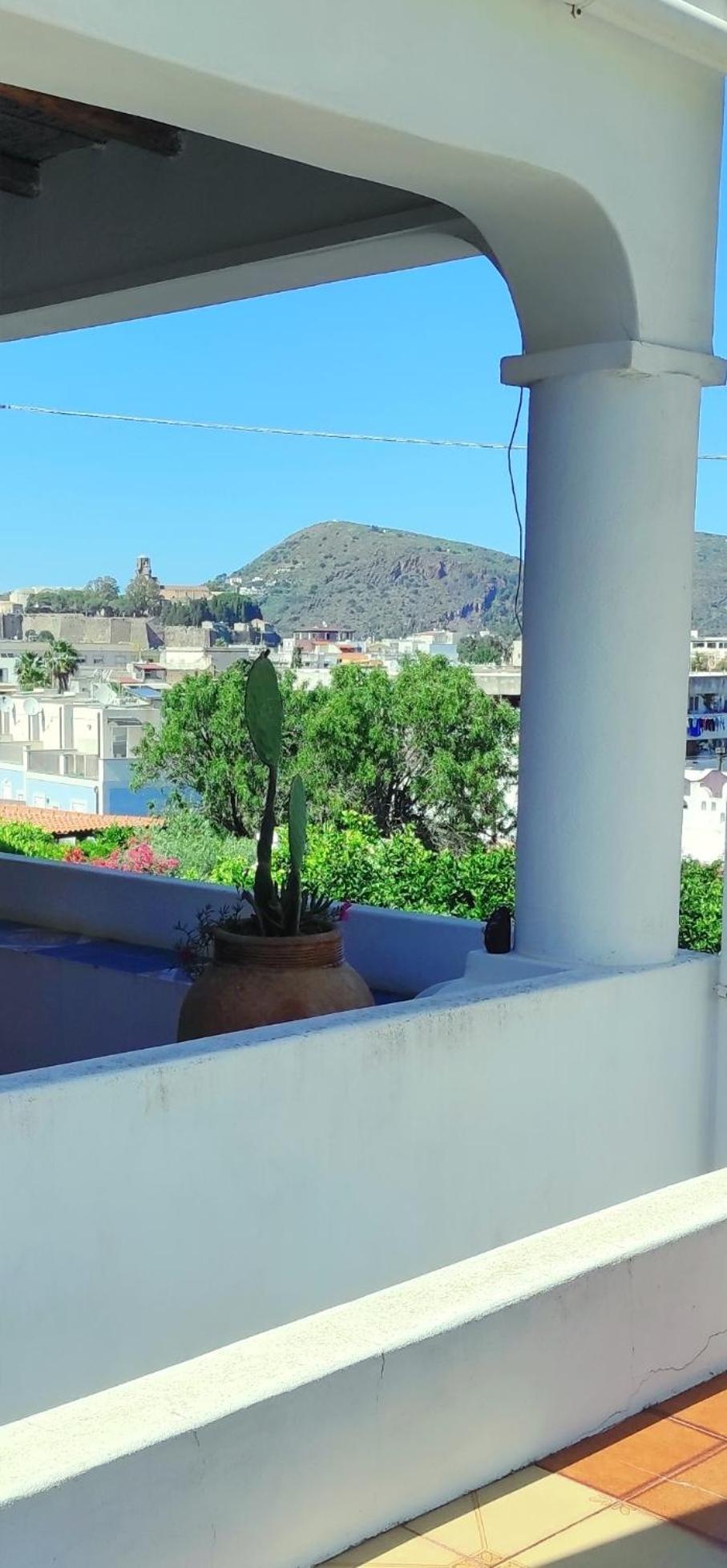 Holiday Home Mennulita Đảo Lipari Phòng bức ảnh