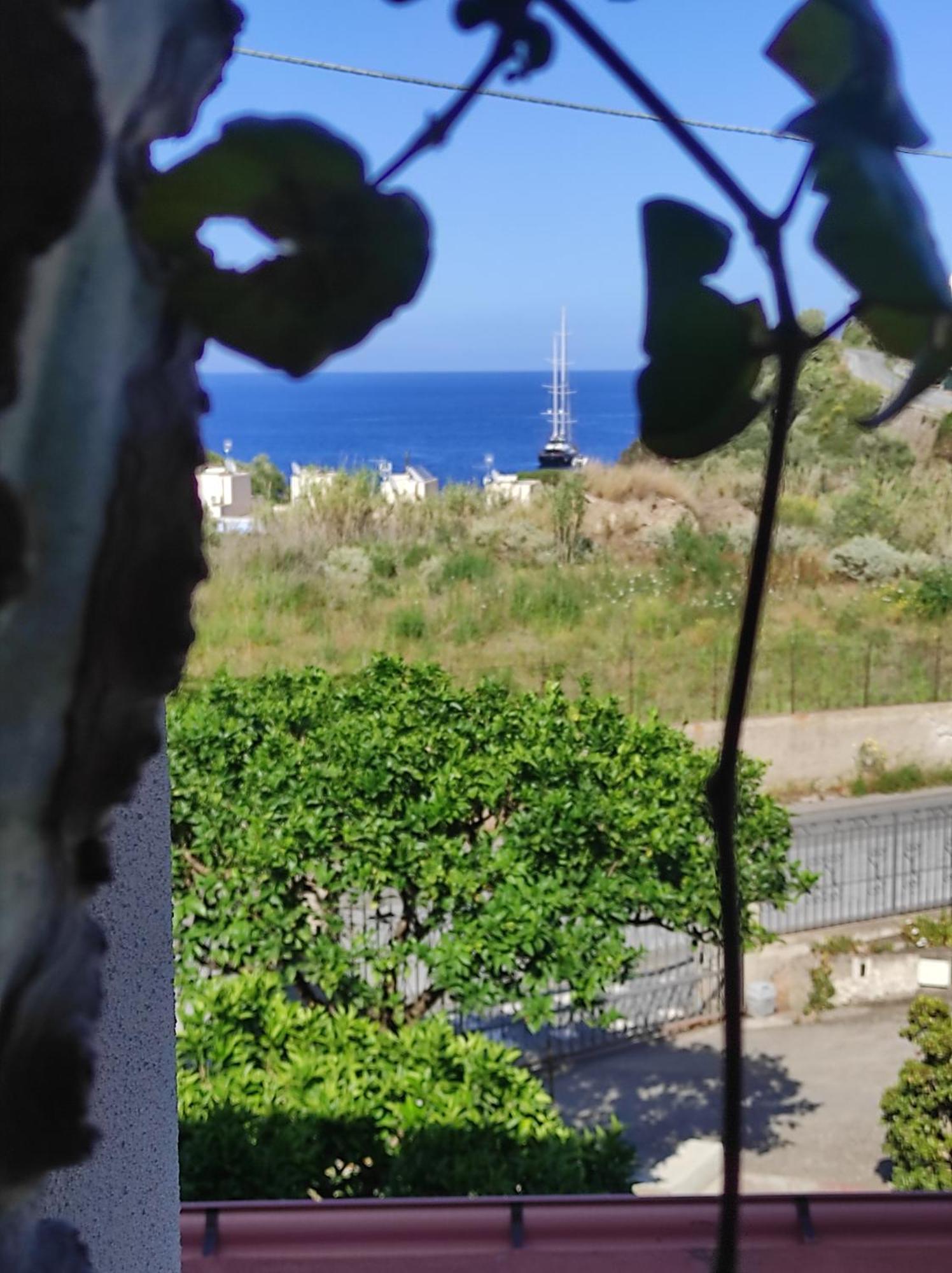 Holiday Home Mennulita Đảo Lipari Phòng bức ảnh